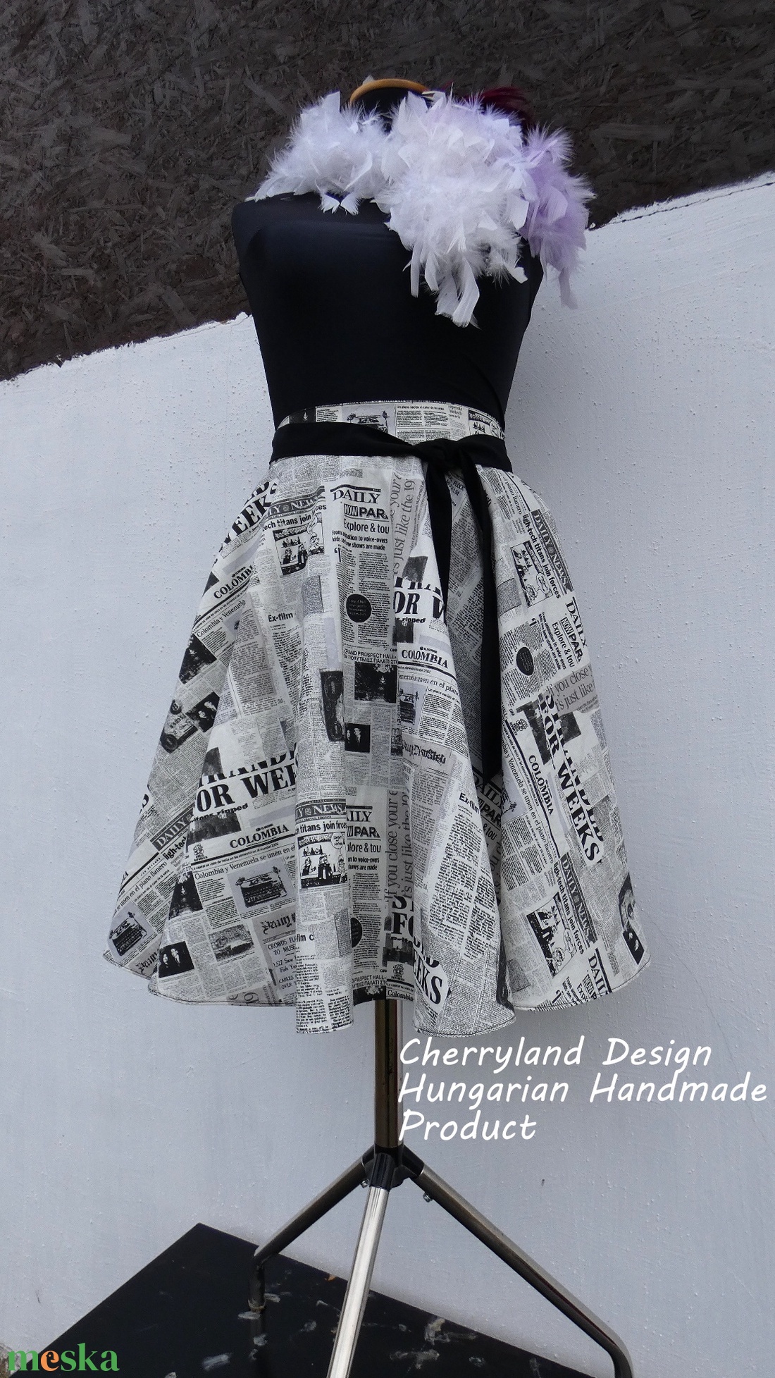 Cherryland Design Újságmintás rockabilly stílusú szoknya - ruha & divat - női ruha - szoknya - Meska.hu