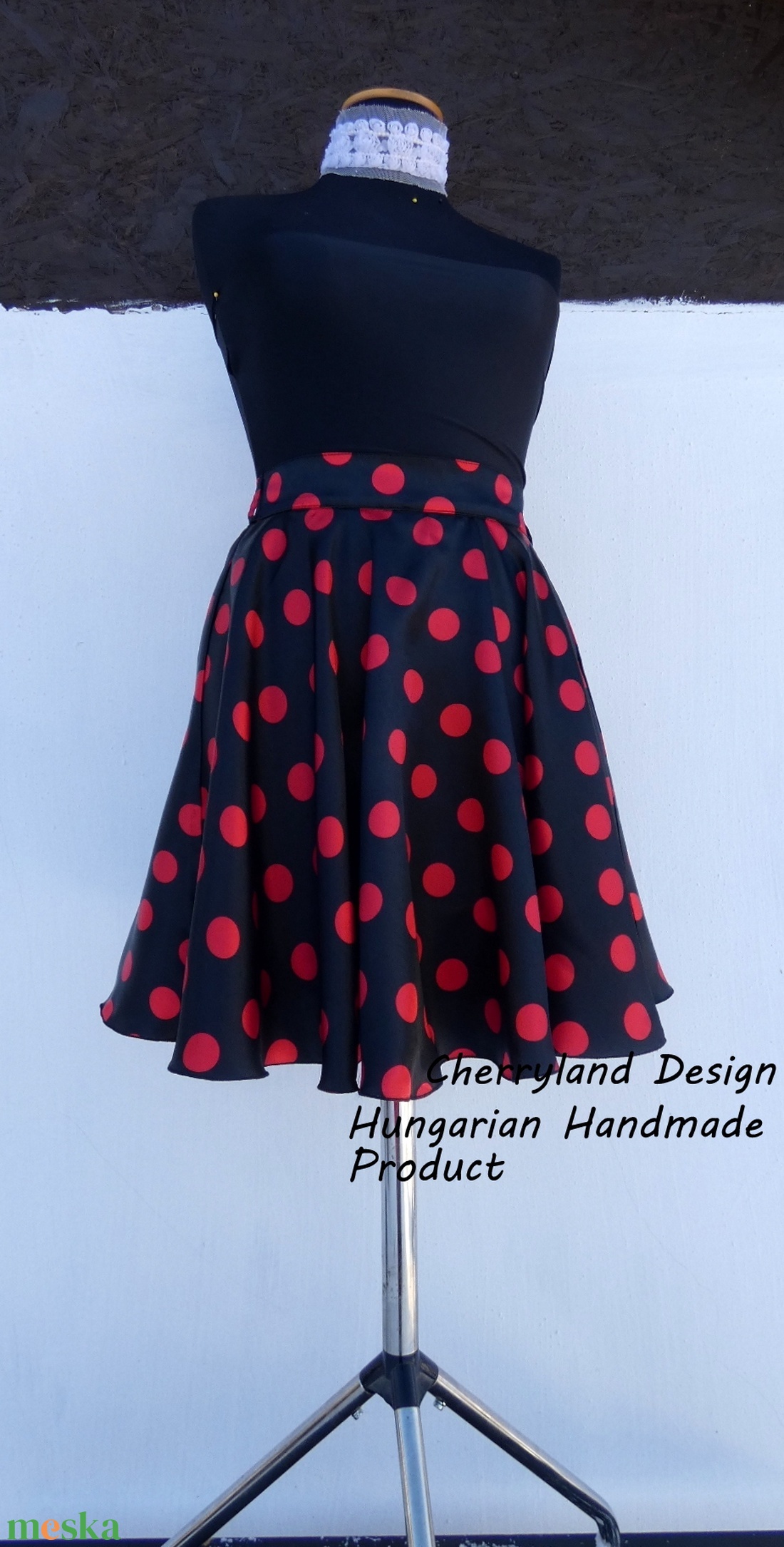 Cherryland Design Fonák Katica fekete alapon piros pöttyös rockabilly szoknya. - ruha & divat - női ruha - szoknya - Meska.hu Cherryland Design Fonák Katica fekete alapon piros pöttyös rockabilly szoknya. - ruha & divat - női ruha - szoknya - Meska.hu