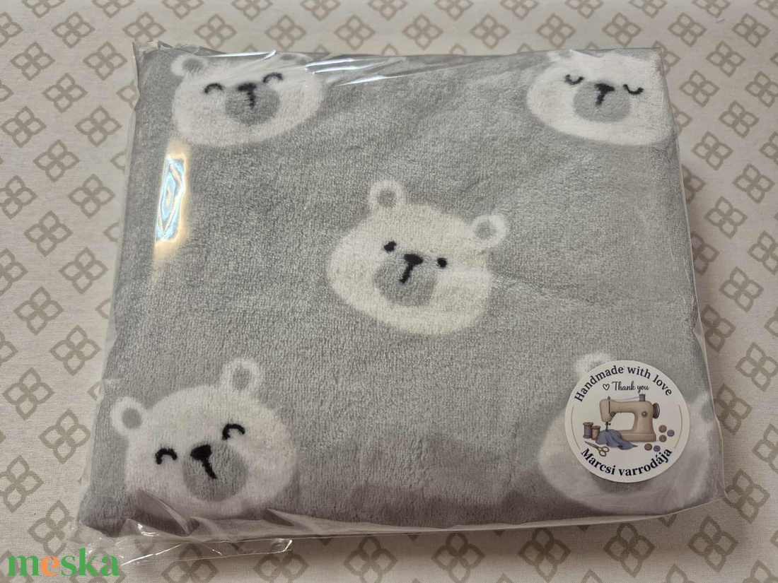 Pihe-puha babatakaró - baba - mama - babaágyneműk - babatakaró, gyerek pléd - Meska.hu