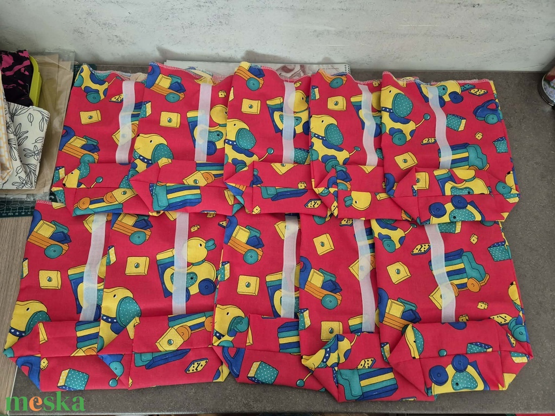 Roll top gyermek mintás uzsonnás tasak - táska & tok - uzsonna- & ebéd tartó - szendvics csomagoló - Meska.hu