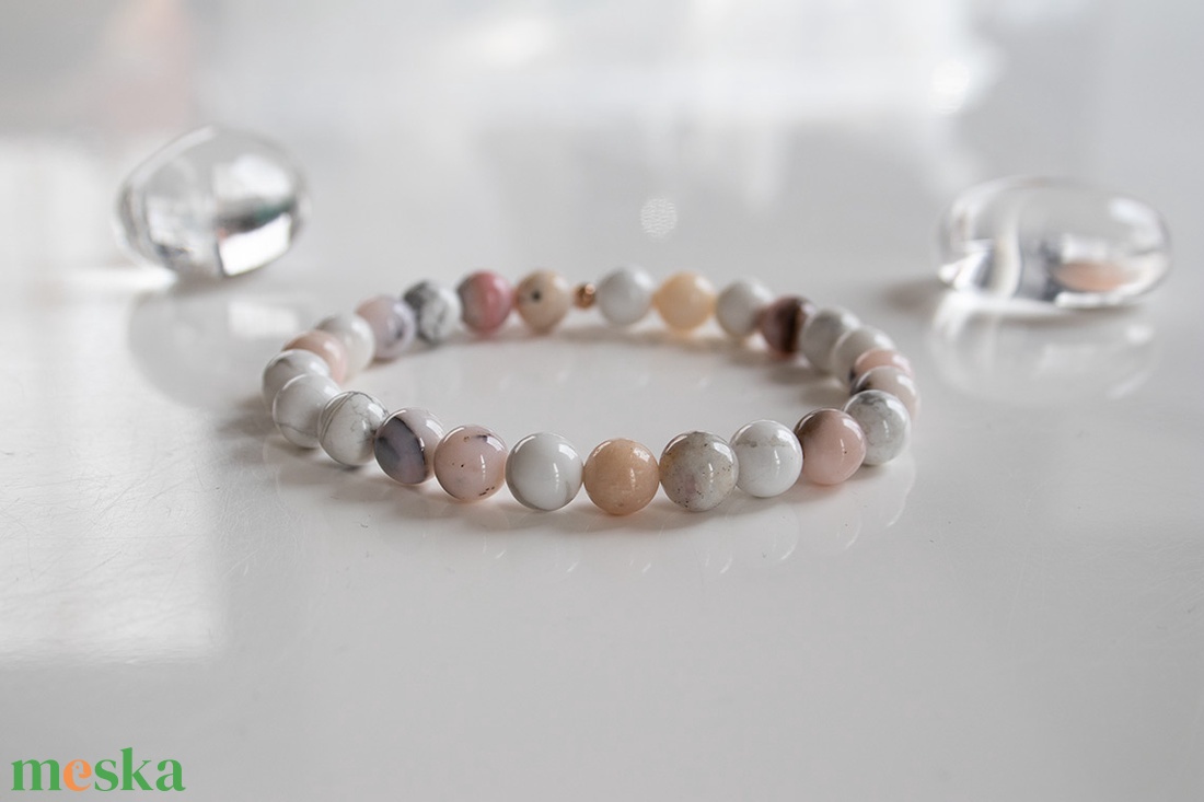 A Belső BÉKE kapuja ásványkarkötő, Opál Howlit ásványkarkötő, Opál ásványkarkötő, Howlit ásványkarkötő - ékszer - karkötő - ásványkarkötő - Meska.hu