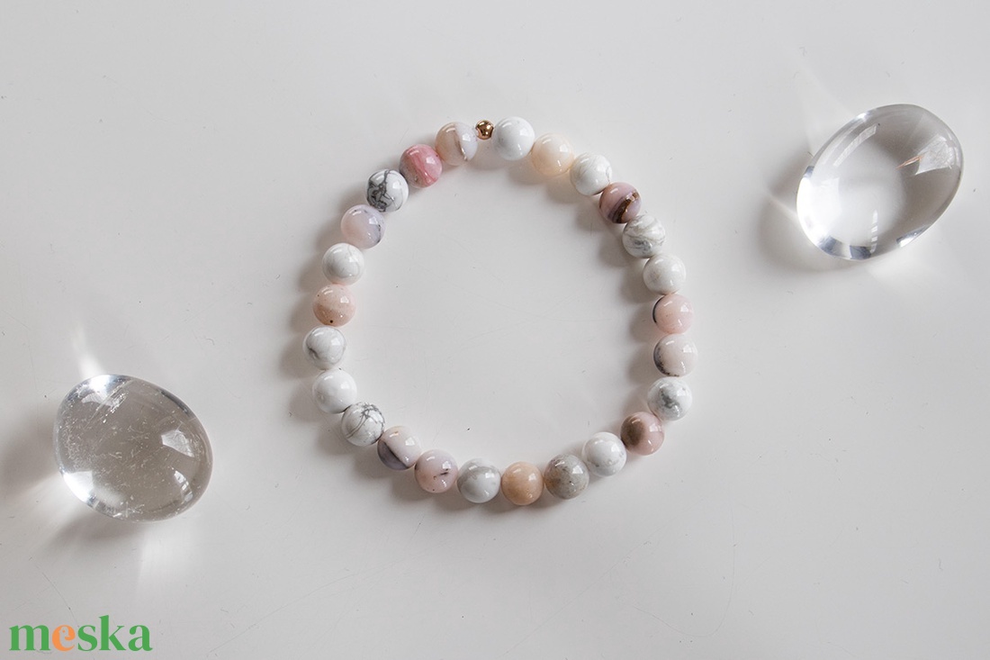 A Belső BÉKE kapuja ásványkarkötő, Opál Howlit ásványkarkötő, Opál ásványkarkötő, Howlit ásványkarkötő - ékszer - karkötő - ásványkarkötő - Meska.hu