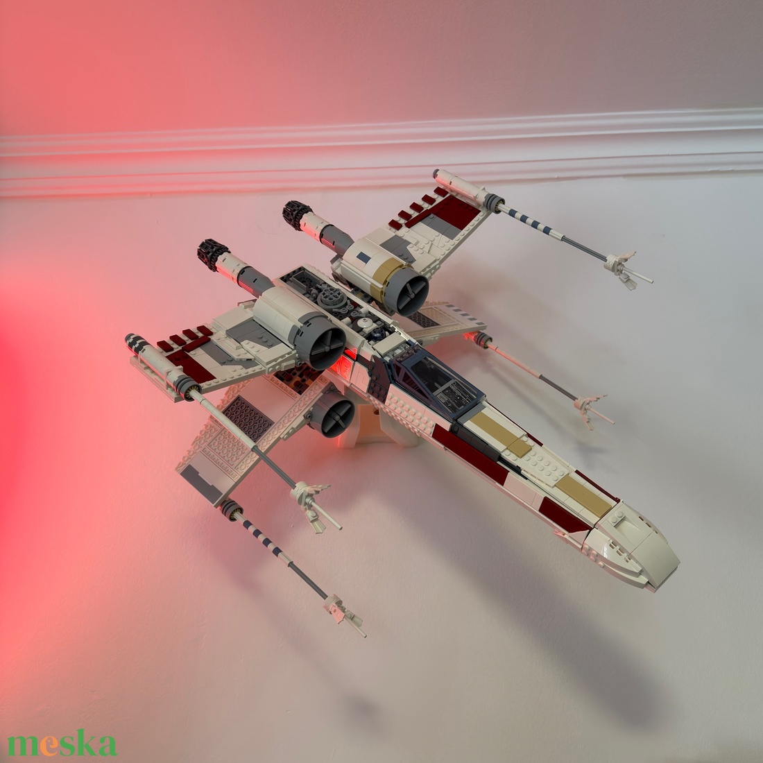 X-Wing (75355) fali konzol - otthon & életmód - tárolás & rendszerezés - fali tároló - Meska.hu