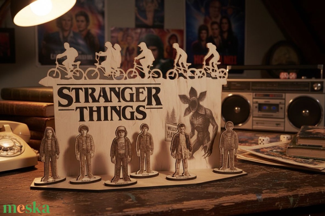 Stranger Things Dioráma � Lenyűgöző Fa Szobadísz Rajongóknak - otthon & életmód - dekoráció - asztal és polc dekoráció - dekorációs tál, tartó - Meska.hu
