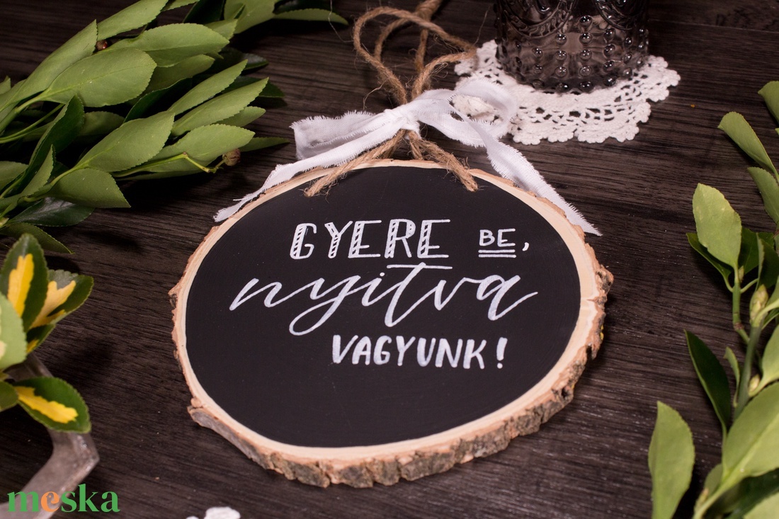 Nyitva-zárva tábla fakorongból - otthon & életmód - dekoráció - kép & falikép - táblakép - Meska.hu Nyitva-zárva tábla fakorongból - otthon & életmód - dekoráció - kép & falikép - táblakép - Meska.hu