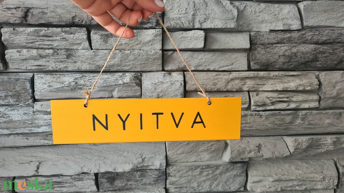 Sárga nyitva-zárva tábla - otthon & életmód - dekoráció - fali és függő dekoráció - falra akasztható dekor - Meska.hu Sárga nyitva-zárva tábla - otthon & életmód - dekoráció - fali és függő dekoráció - falra akasztható dekor - Meska.hu