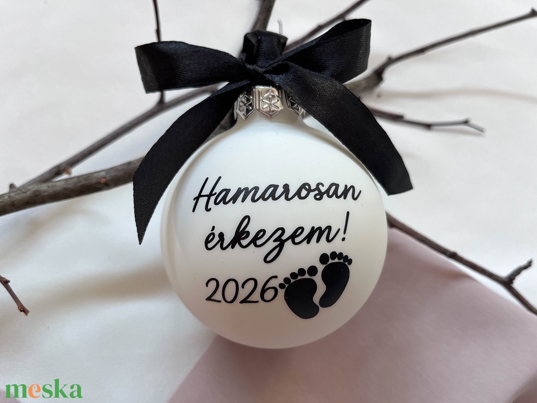 Hamarosan érkezem, bababejelentő karácsonyfadísz - karácsony - karácsonyi lakásdekoráció - karácsonyfadíszek - Meska.hu Hamarosan érkezem, bababejelentő karácsonyfadísz - karácsony - karácsonyi lakásdekoráció - karácsonyfadíszek - Meska.hu