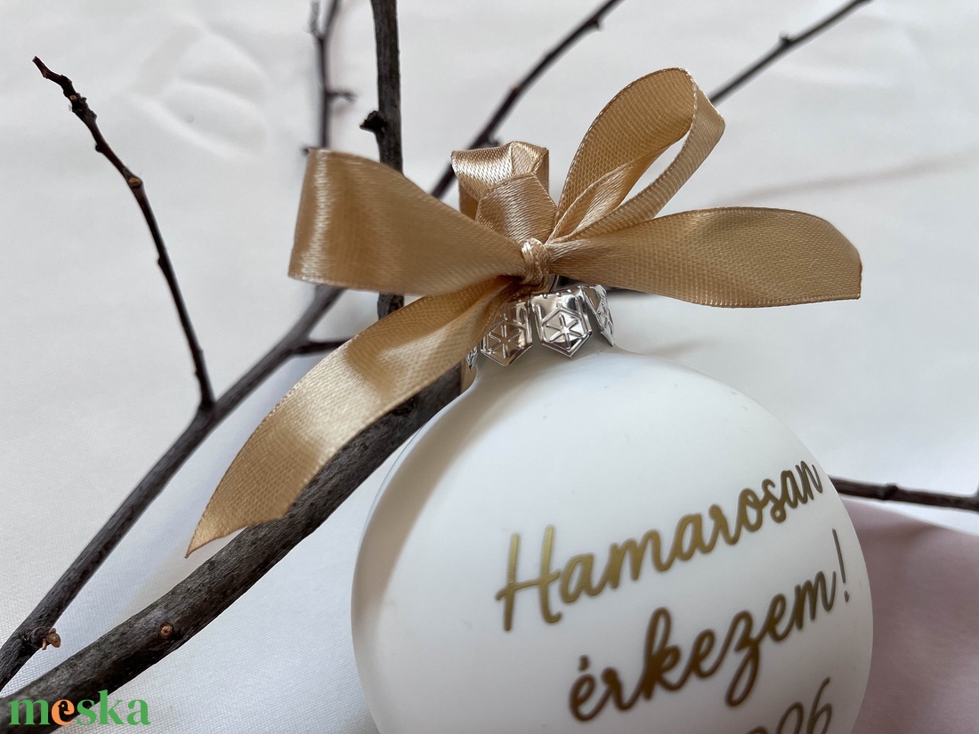 Hamarosan érkezem, bababejelentő karácsonyfadísz - karácsony - karácsonyi lakásdekoráció - karácsonyfadíszek - Meska.hu Hamarosan érkezem, bababejelentő karácsonyfadísz - karácsony - karácsonyi lakásdekoráció - karácsonyfadíszek - Meska.hu
