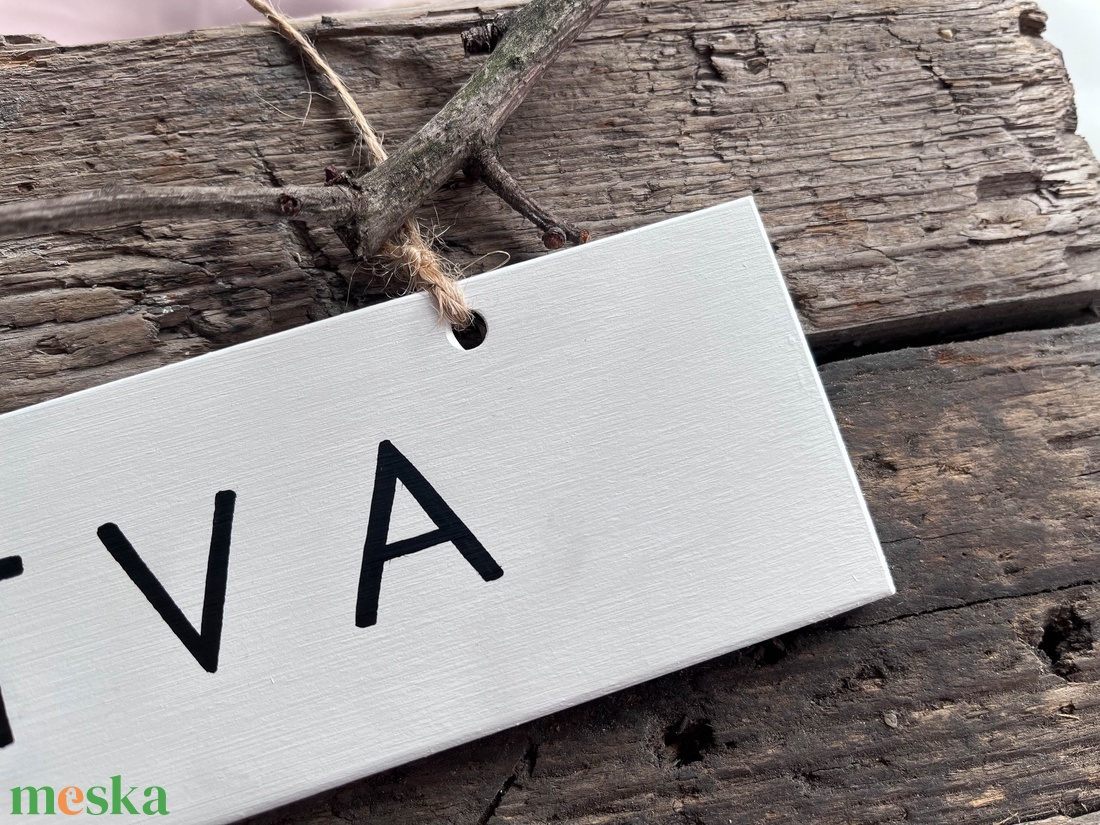 Fehér nyitva-zárva tábla - otthon & életmód - dekoráció - ajtó- és ablak dekoráció - ajtótábla - Meska.hu