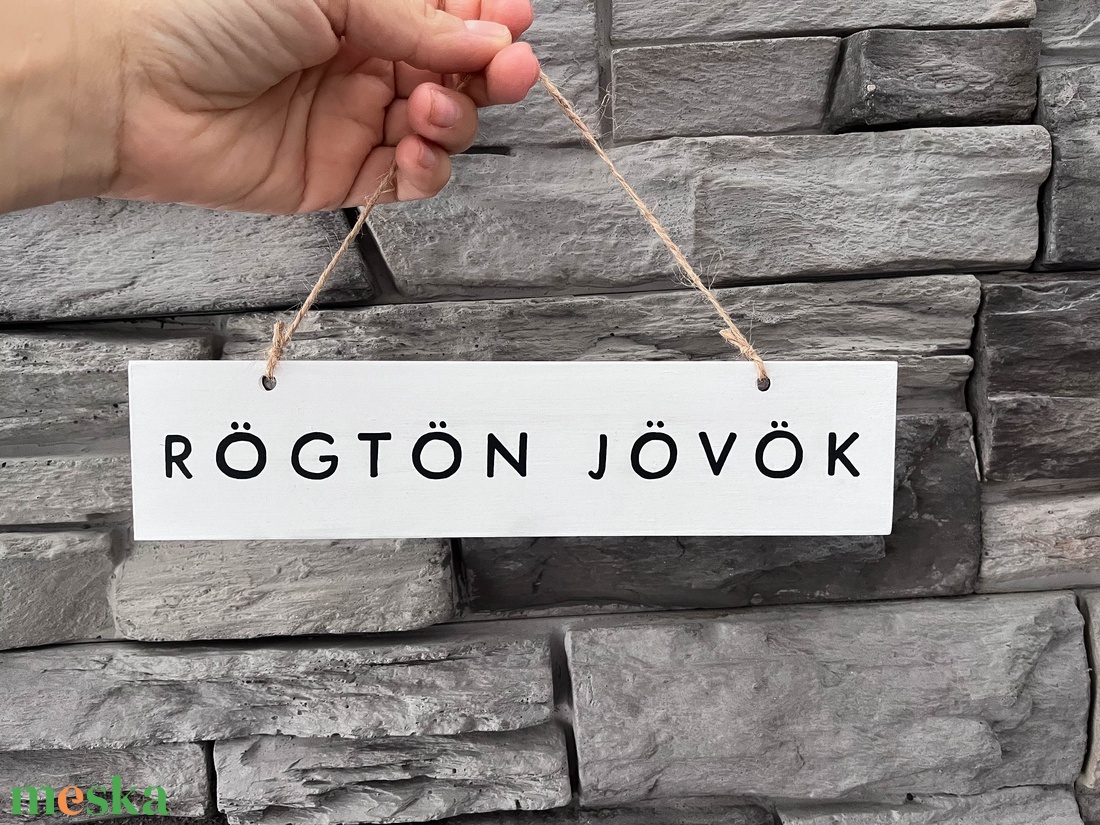 Fehér nyitva-zárva és rögtön jövök tábla párban - otthon & életmód - dekoráció - ajtó- és ablak dekoráció - ajtótábla - Meska.hu