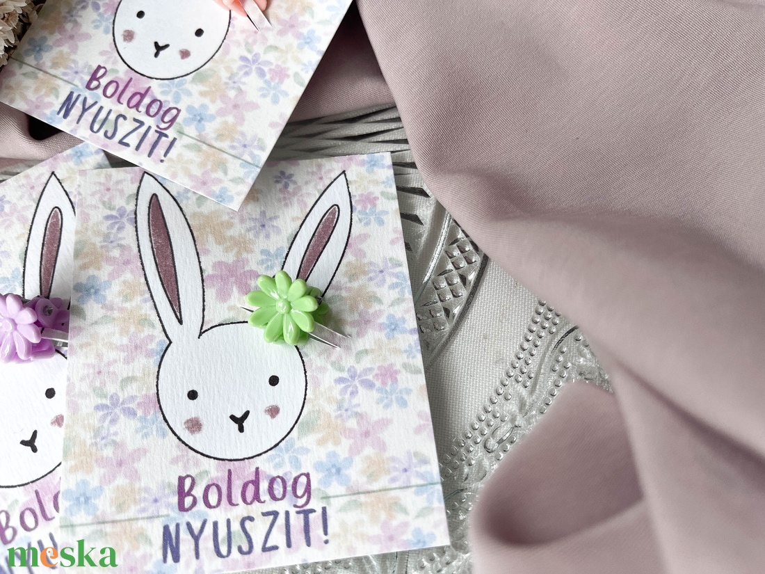 Húsvéti ajándék hajcsat - apró margarétás - ruha & divat - hajdísz & hajcsat - hajdísz - Meska.hu