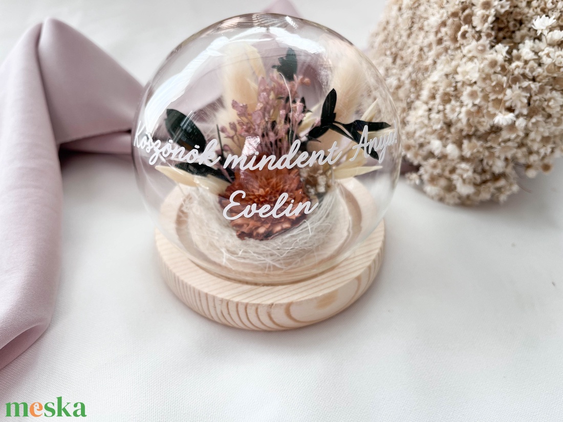 Anyák napi ajándék üvegbúra édesanyáknak, nagymamáknak - otthon & életmód - virágdekoráció - virágdíszek - asztali virágdísz - Meska.hu