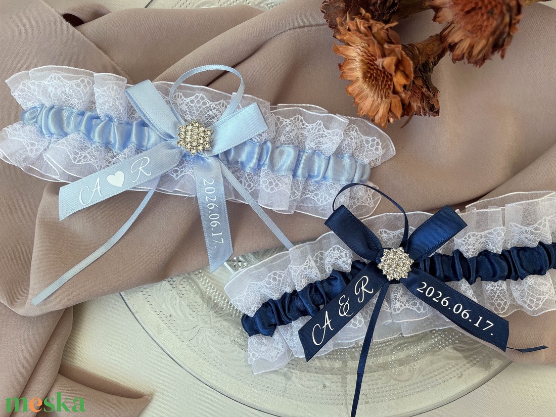 Egyedi harisnyakötő esküvőre - esküvő - kiegészítők - harisnyatartó & valami kék - Meska.hu