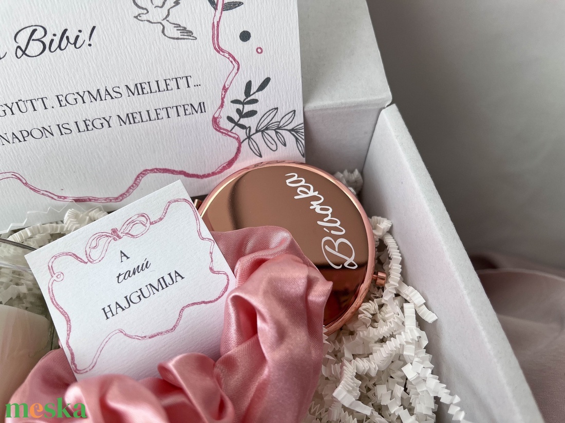 Tanúfelkérő ajándékcsomag, egyedi csajos koszorúslány felkérő szett - fehér-rózsaszín - esküvő - meghívó & kártya - tanú felkérő - Meska.hu