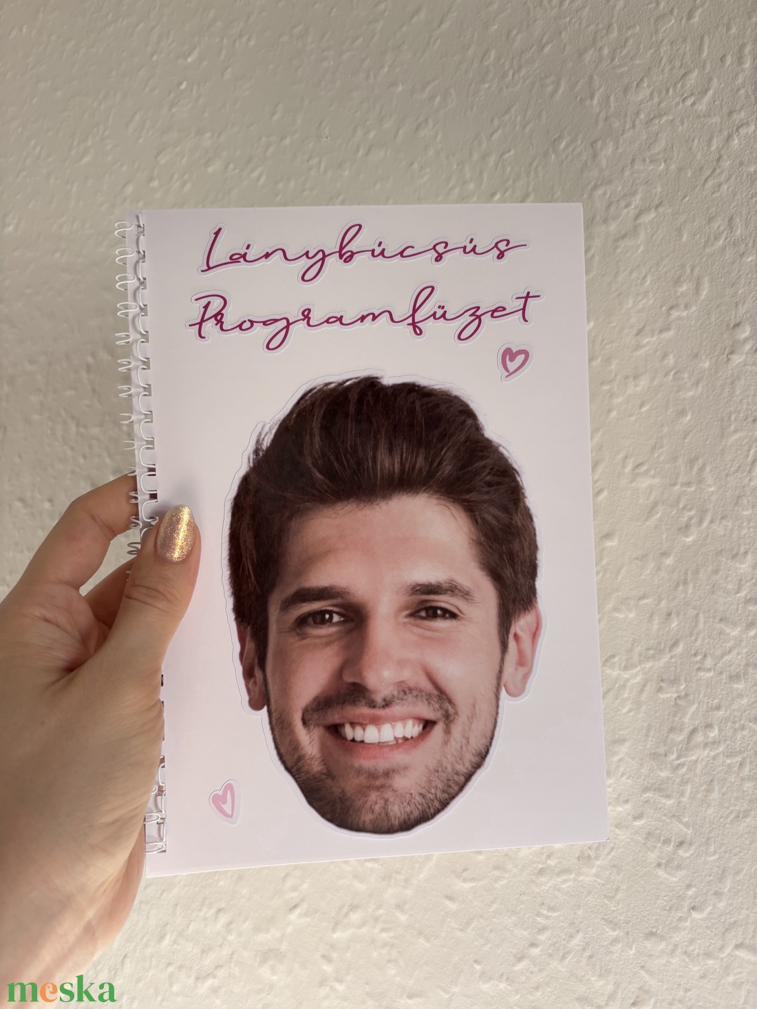 Nyomtatott Lánybúcsús Programfüzet - személyre szabható:     párom arca mindenhol (fiance head cutout) - esküvő - lánybúcsú - Meska.hu