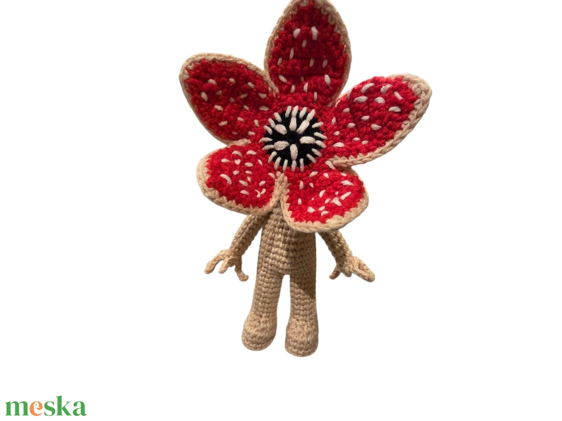 Horgolt Demogorgon figura - játék & sport - plüssállat & játékfigura - más figura - Meska.hu