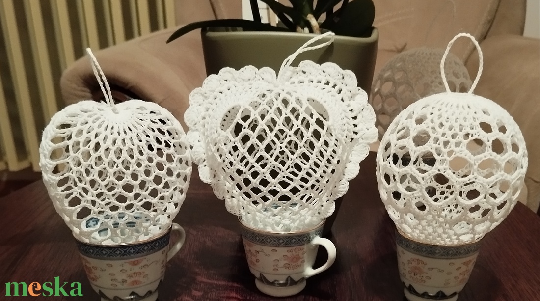 Horgolt karácsonyi disz - karácsony - adventi díszek - adventi ablakdekoráció - Meska.hu