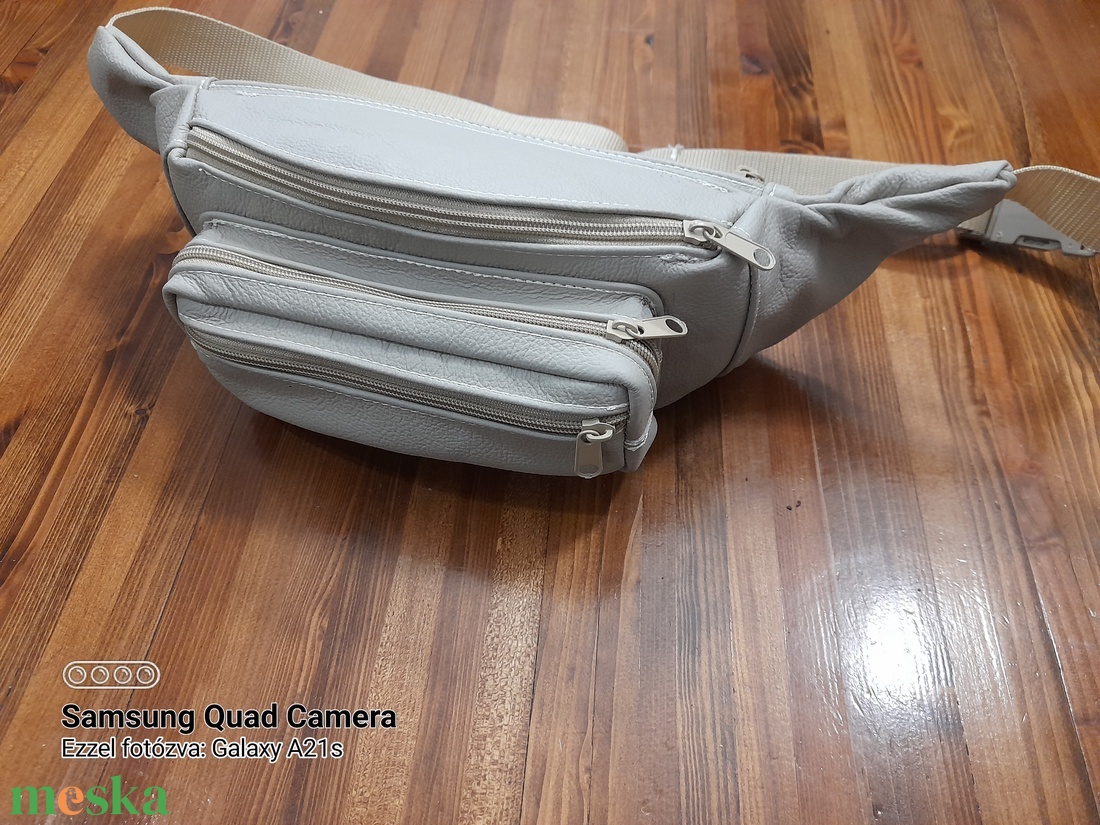 Négyrekeszes bőr övtáska - táska & tok - kézitáska & válltáska - vállon átvethető táska - Meska.hu