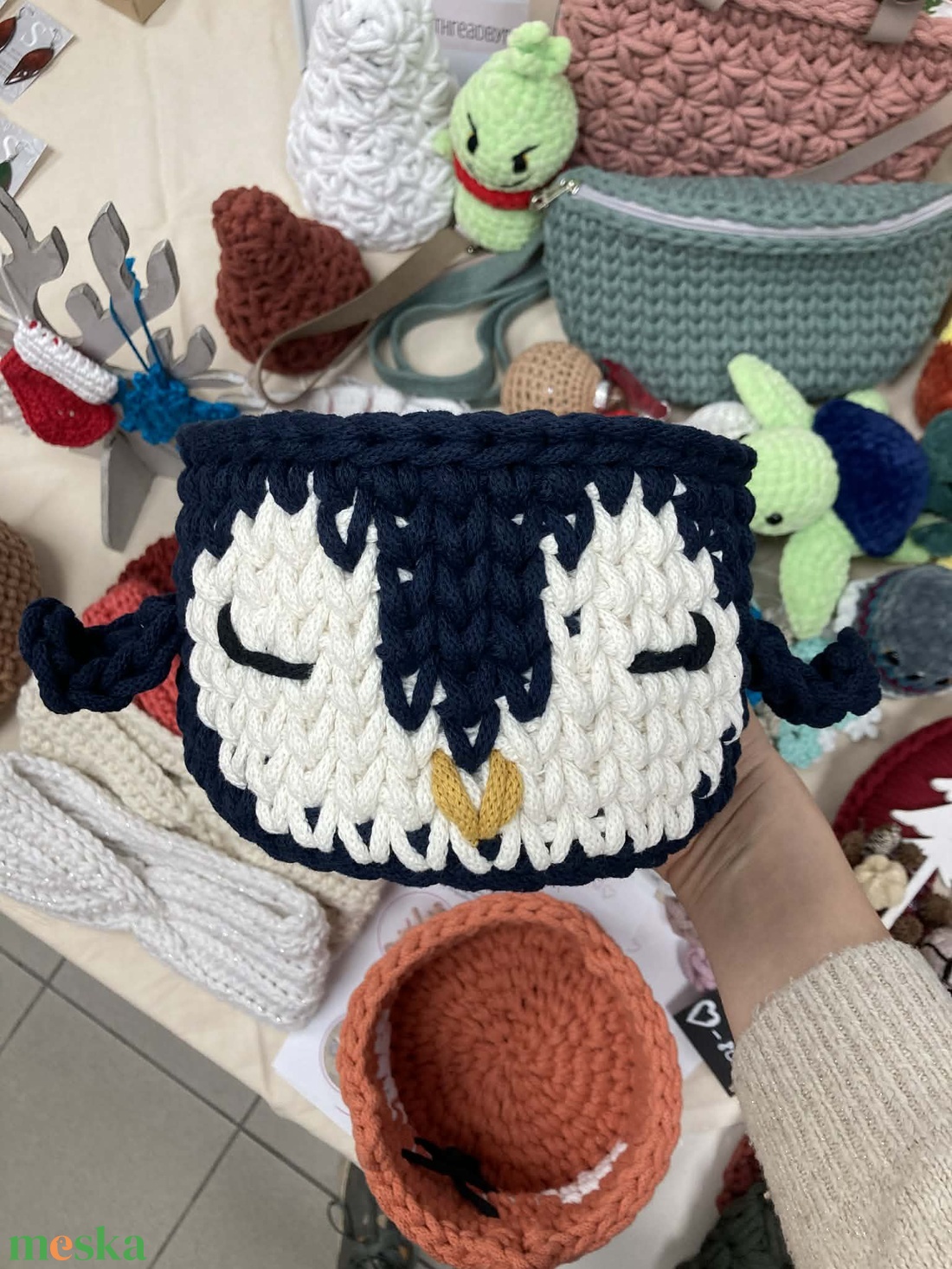 Minimalista pingvin horgolt tárolókosár - otthon & életmód - tárolás & rendszerezés - tárolókosár - Meska.hu