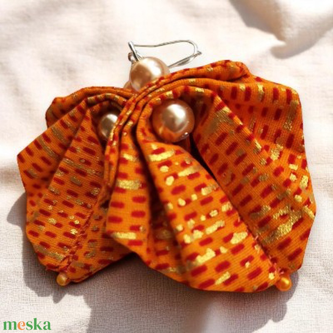 Moyo Leaf narancs- aranyszín fülbevaló - ékszer - fülbevaló - lógó fülbevaló - Meska.hu Moyo Leaf narancs- aranyszín fülbevaló - ékszer - fülbevaló - lógó fülbevaló - Meska.hu