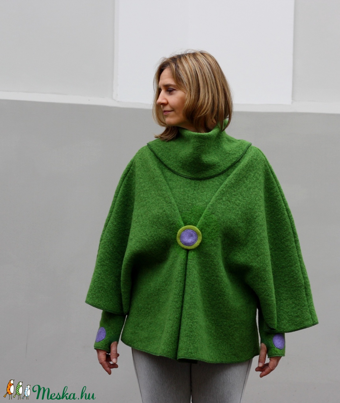 Élénkzöld mandala mintás gyapjú poncsó csuklóvédővel - - Meska.hu Élénkzöld mandala mintás gyapjú poncsó csuklóvédővel - - Meska.hu