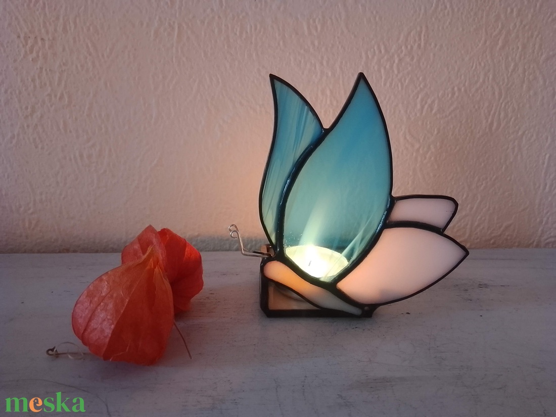 Egy PILLANGÓ, amely a fényben születik.....TIFFANY MÉCSESTARTÓ - otthon & életmód - gyertya, illat, aroma - mécses és mécsestartó - Meska.hu Egy PILLANGÓ, amely a fényben születik.....TIFFANY MÉCSESTARTÓ - otthon & életmód - gyertya, illat, aroma - mécses és mécsestartó - Meska.hu