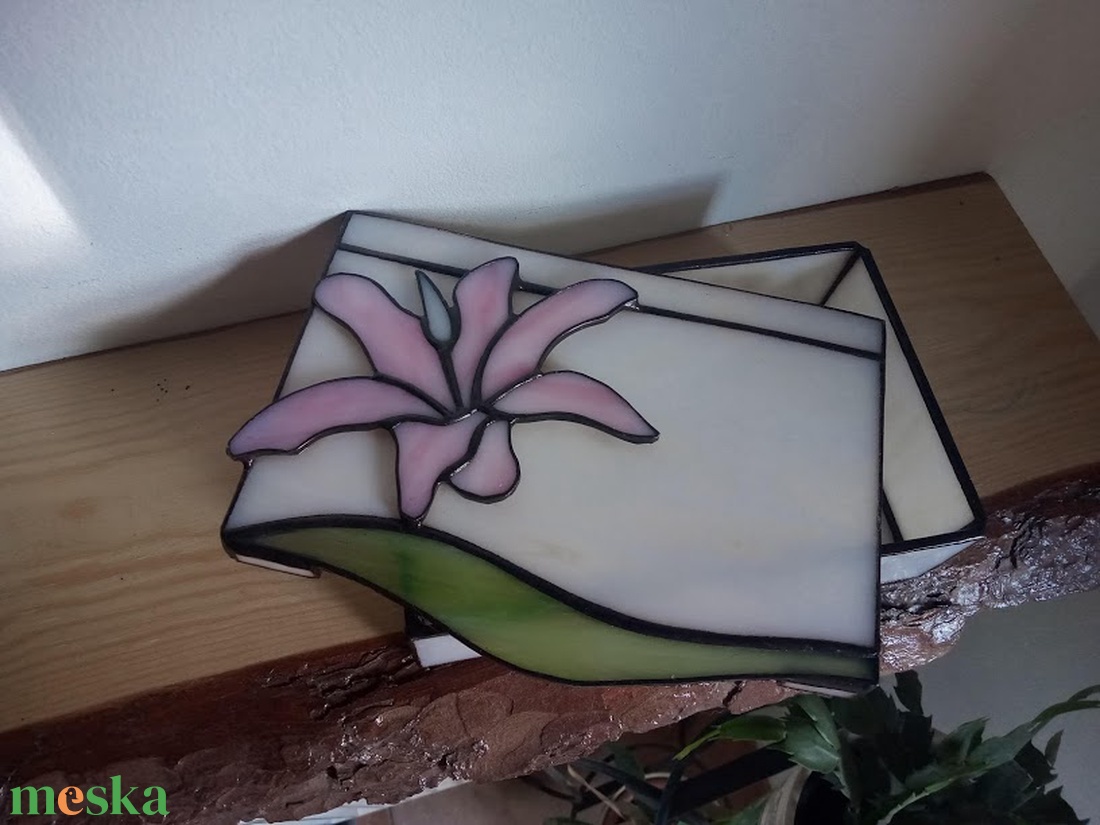 Liliomos Tiffany doboz - finomság kézzel formázva - ékszer - ékszertartó - ékszerdoboz - Meska.hu Liliomos Tiffany doboz - finomság kézzel formázva - ékszer - ékszertartó - ékszerdoboz - Meska.hu