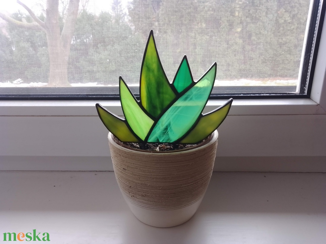 Gondozásmentes Aloe vera tiffany dekor Nőnapra - otthon & életmód - virágdekoráció - virágdíszek - asztali virágdísz - Meska.hu