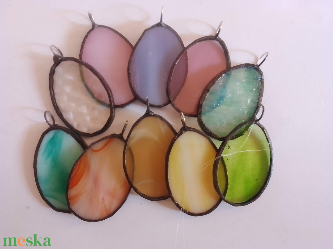 Apró,  színes, minimalista húsvéti tiffany tojáskák. - ünnepi díszek, dekorációk - húsvéti díszek és dekorációk - húsvéti tojásfadíszek - Meska.hu