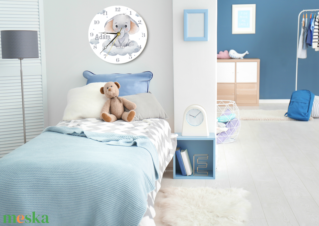 Elefánt mintás nagyméretű , hangtalan ,személyre szabott  falióra gyerekeknek - otthon & életmód - dekoráció - fali és függő dekoráció - falióra & óra - Meska.hu