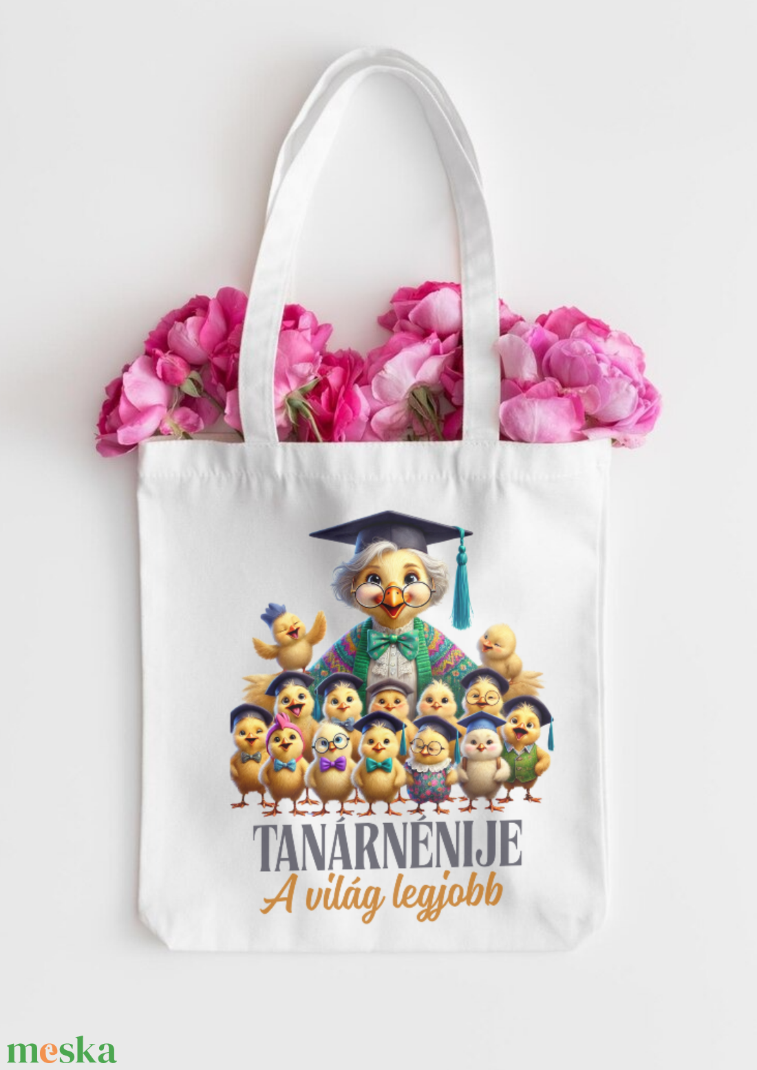 Évzáró ajándék tanároknak, óvónéniknek, dadusoknak névre szóló vászontáska pedagógusnapra, vicces- cuki ajándék. - táska & tok - bevásárlás & shopper táska - shopper, textiltáska, szatyor - Meska.hu Évzáró ajándék tanároknak, óvónéniknek, dadusoknak névre szóló vászontáska pedagógusnapra, vicces- cuki ajándék. - táska & tok - bevásárlás & shopper táska - shopper, textiltáska, szatyor - Meska.hu