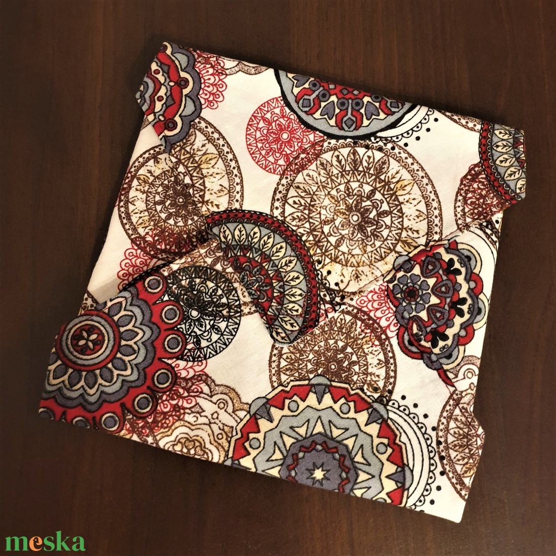 Bordó mandala újraszalvéta - táska & tok - uzsonna- & ebéd tartó - szendvics csomagoló - Meska.hu Bordó mandala újraszalvéta - táska & tok - uzsonna- & ebéd tartó - szendvics csomagoló - Meska.hu