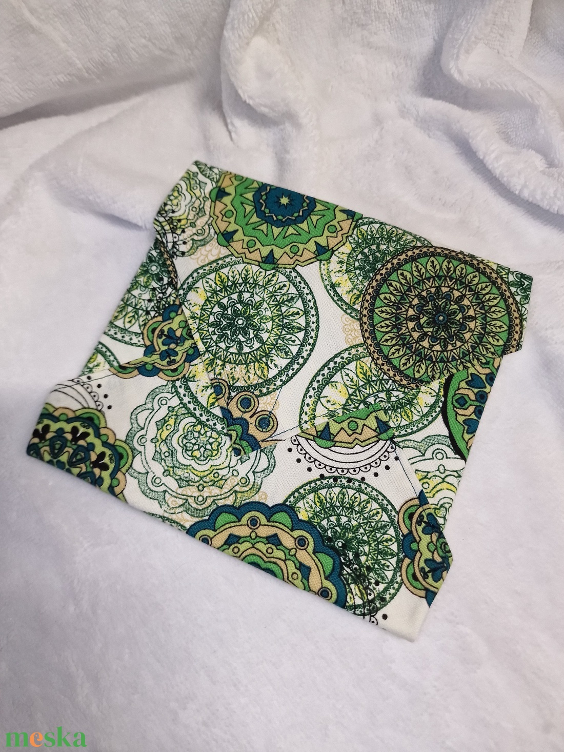 Zöld vagy bordó mandala újraszalvéta - táska & tok - uzsonna- & ebéd tartó - szendvics csomagoló - Meska.hu