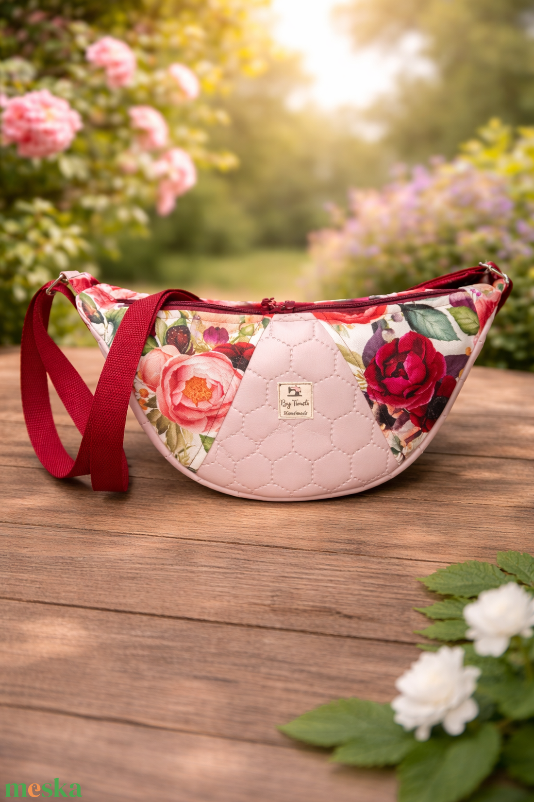 Zizi rózsa mintás vállon átvethető táska  - táska & tok - kézitáska & válltáska - vállon átvethető táska - Meska.hu