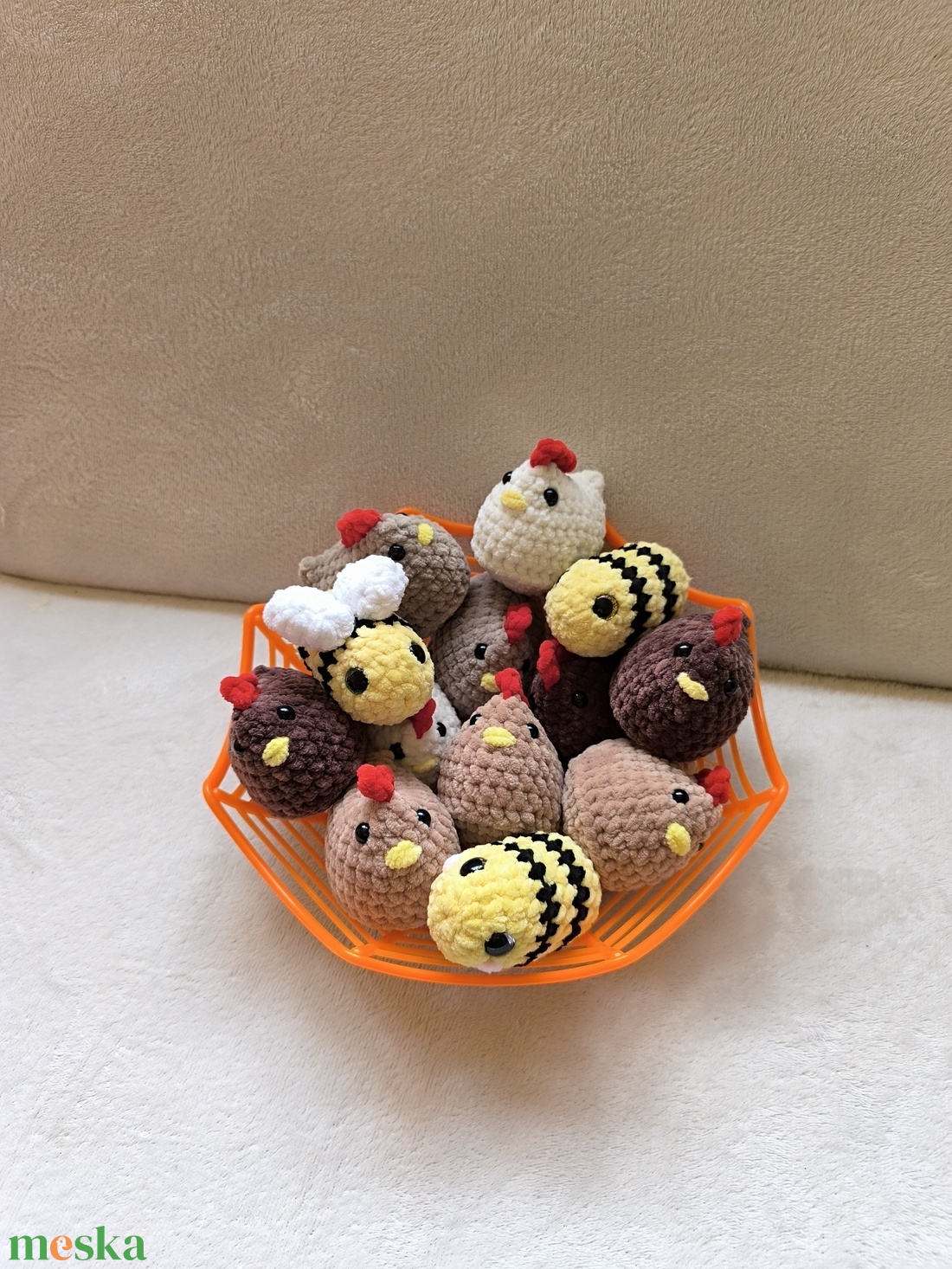 Horgolt csirke, méhecske - játék & sport - plüssállat & játékfigura - méhecske - Meska.hu