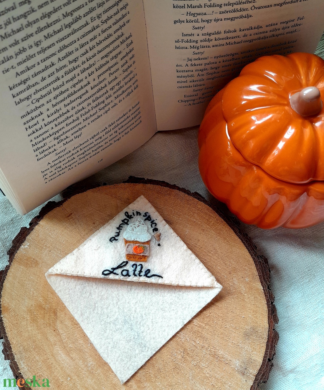 Filc könyvjelző - könyv & zene - könyvjelző - Meska.hu