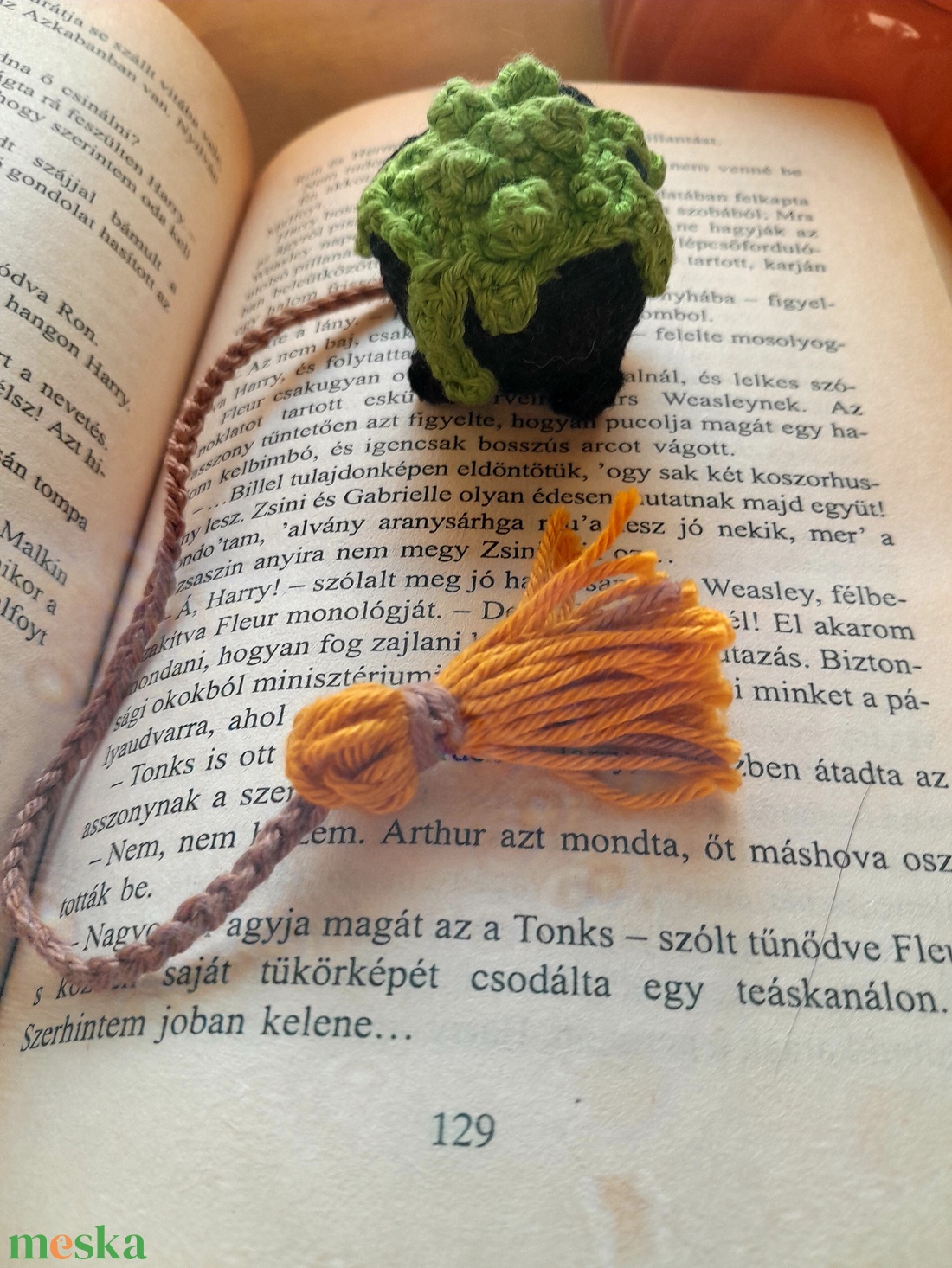 Boszi üstös könyvjelző - könyv & zene - könyvjelző - Meska.hu Boszi üstös könyvjelző - könyv & zene - könyvjelző - Meska.hu