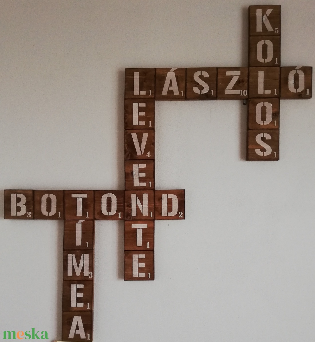 Scrabble dekoráció - dió - otthon & életmód - dekoráció - fali és függő dekoráció - felirat - Meska.hu Scrabble dekoráció - dió - otthon & életmód - dekoráció - fali és függő dekoráció - felirat - Meska.hu