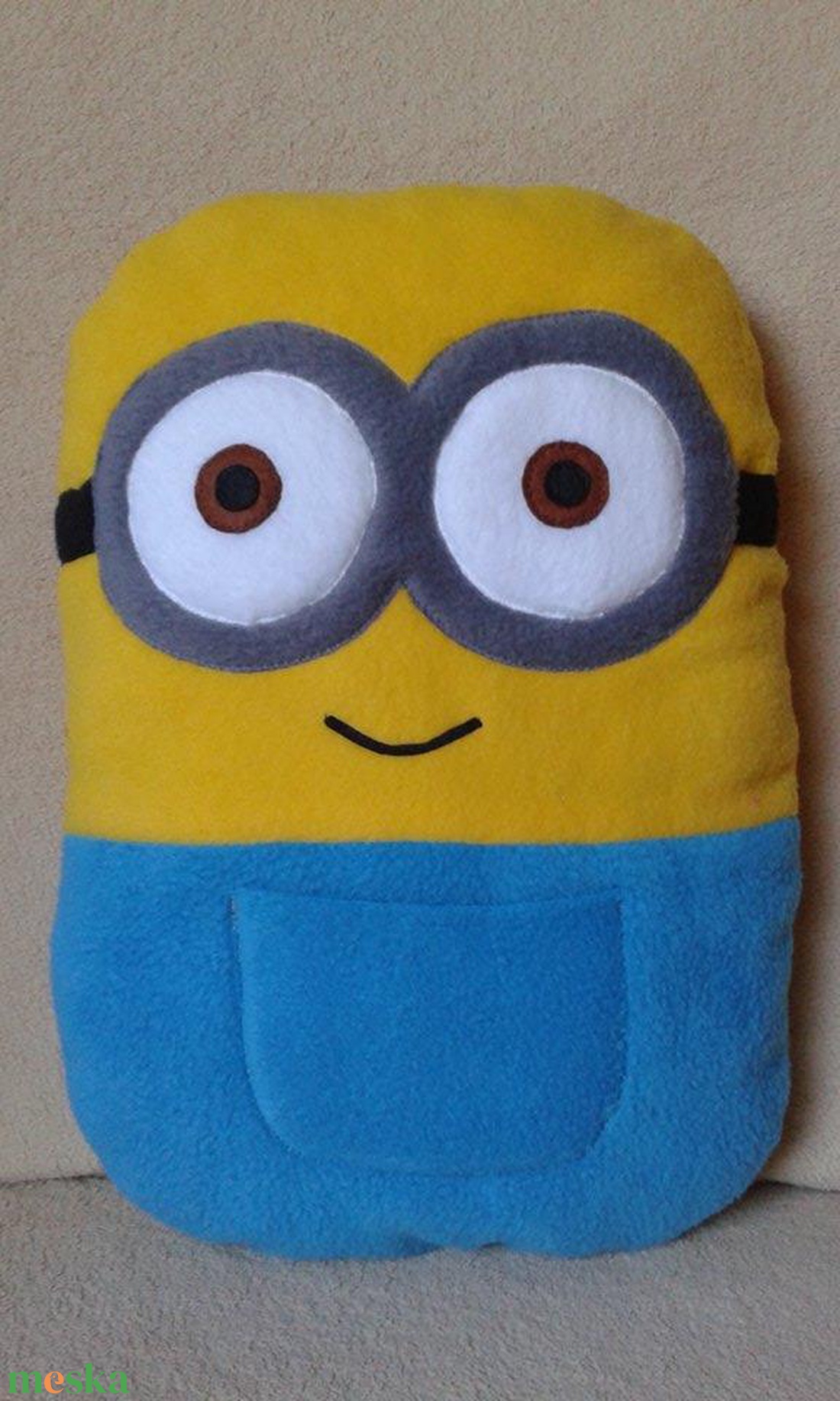 Minion - otthon & életmód - lakástextil - párna & párnahuzat - Meska.hu Minion - otthon & életmód - lakástextil - párna & párnahuzat - Meska.hu