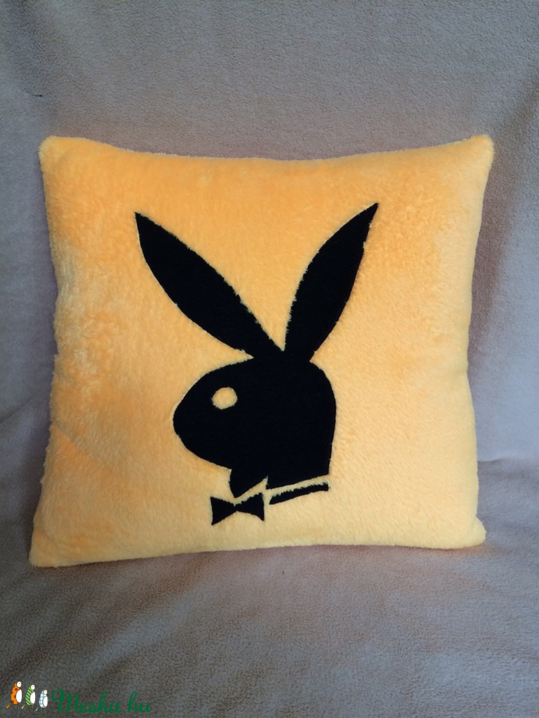 Playboy nyuszi párna - - Meska.hu Playboy nyuszi párna - - Meska.hu