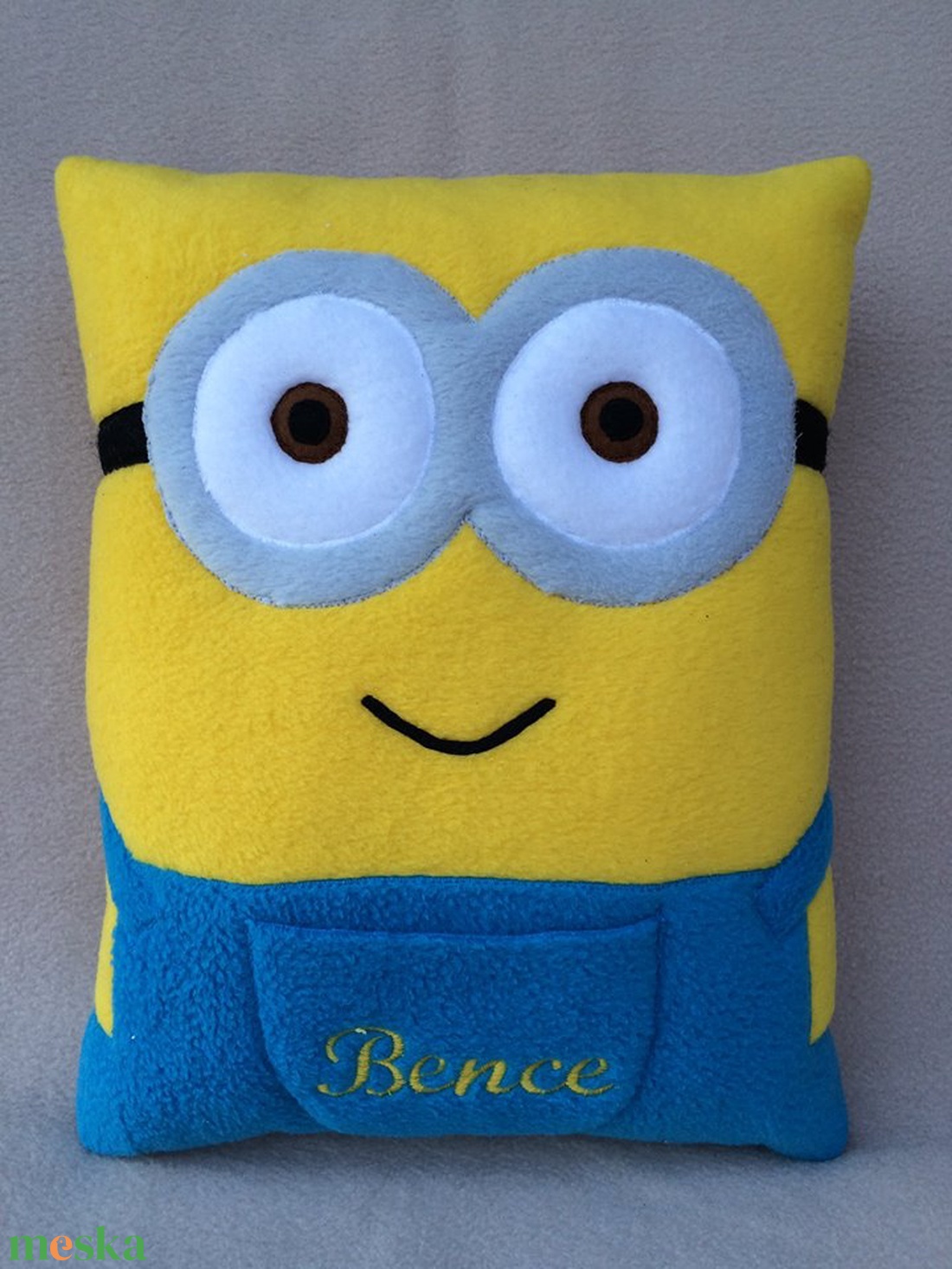 Minion párna ,névreszóló - otthon & életmód - lakástextil - párna & párnahuzat - Meska.hu Minion párna ,névreszóló - otthon & életmód - lakástextil - párna & párnahuzat - Meska.hu
