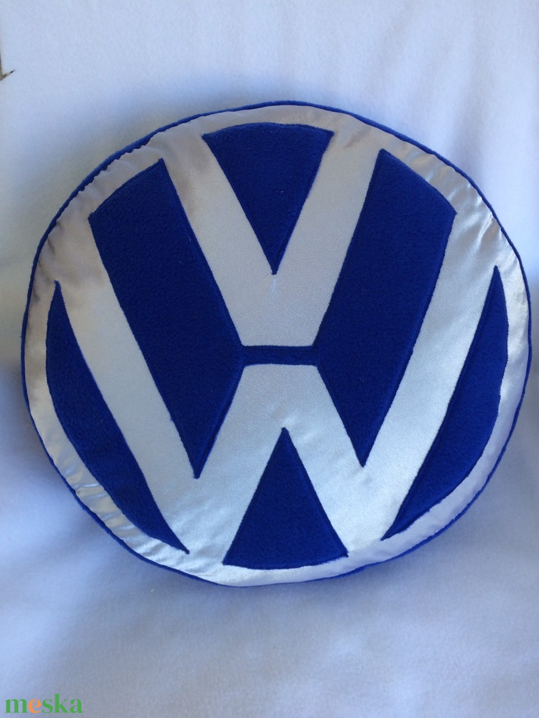 Volkswagen logós párna - otthon & életmód - lakástextil - párna & párnahuzat - Meska.hu Volkswagen logós párna - otthon & életmód - lakástextil - párna & párnahuzat - Meska.hu