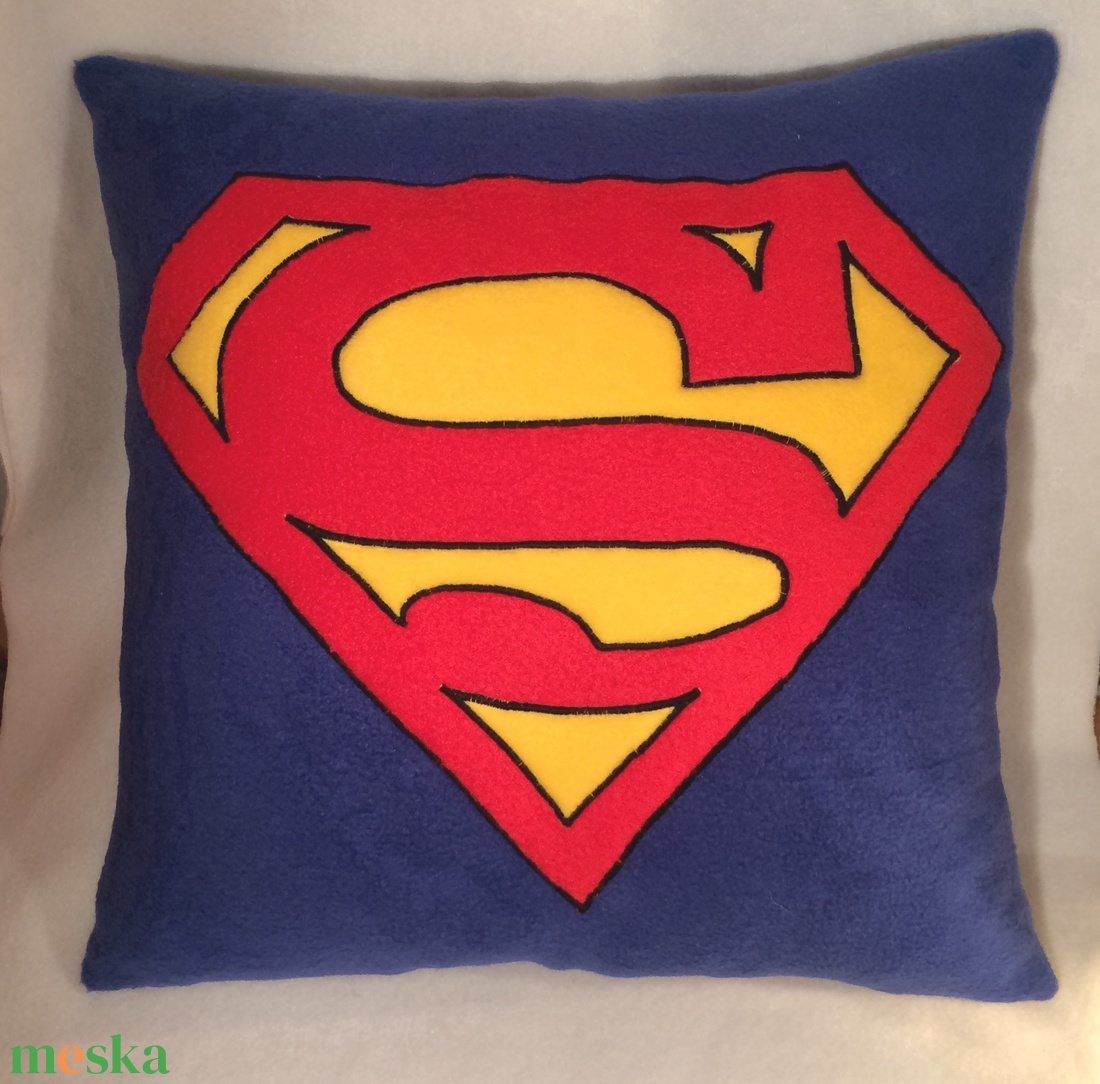 Superman párna - otthon & életmód - lakástextil - párna & párnahuzat - Meska.hu Superman párna - otthon & életmód - lakástextil - párna & párnahuzat - Meska.hu