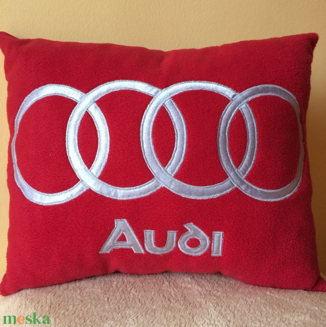 Audi párna - otthon & életmód - lakástextil - párna & párnahuzat - Meska.hu Audi párna - otthon & életmód - lakástextil - párna & párnahuzat - Meska.hu