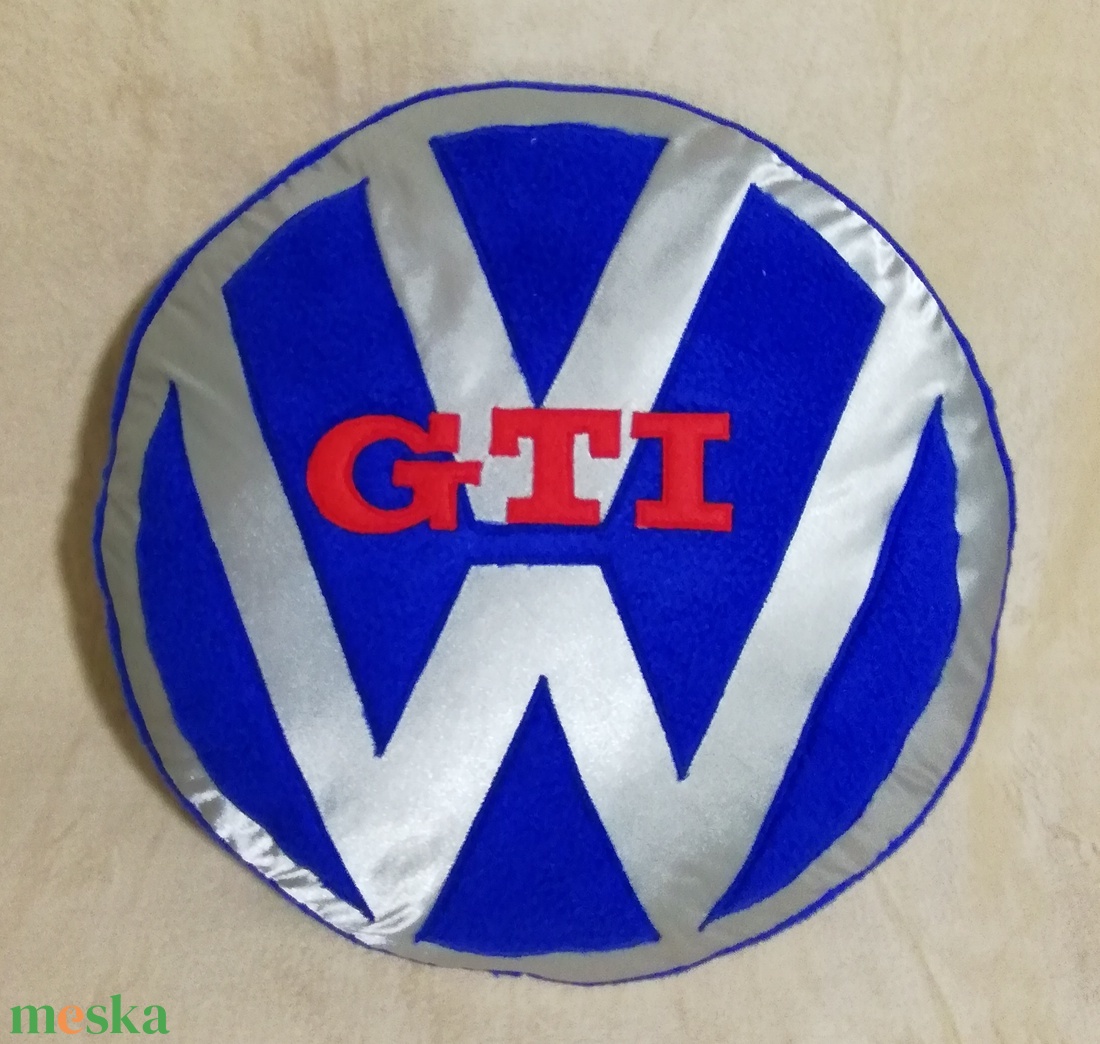 Volkswagen GTI párna - otthon & lakás - lakástextil - párna & párnahuzat - Meska.hu