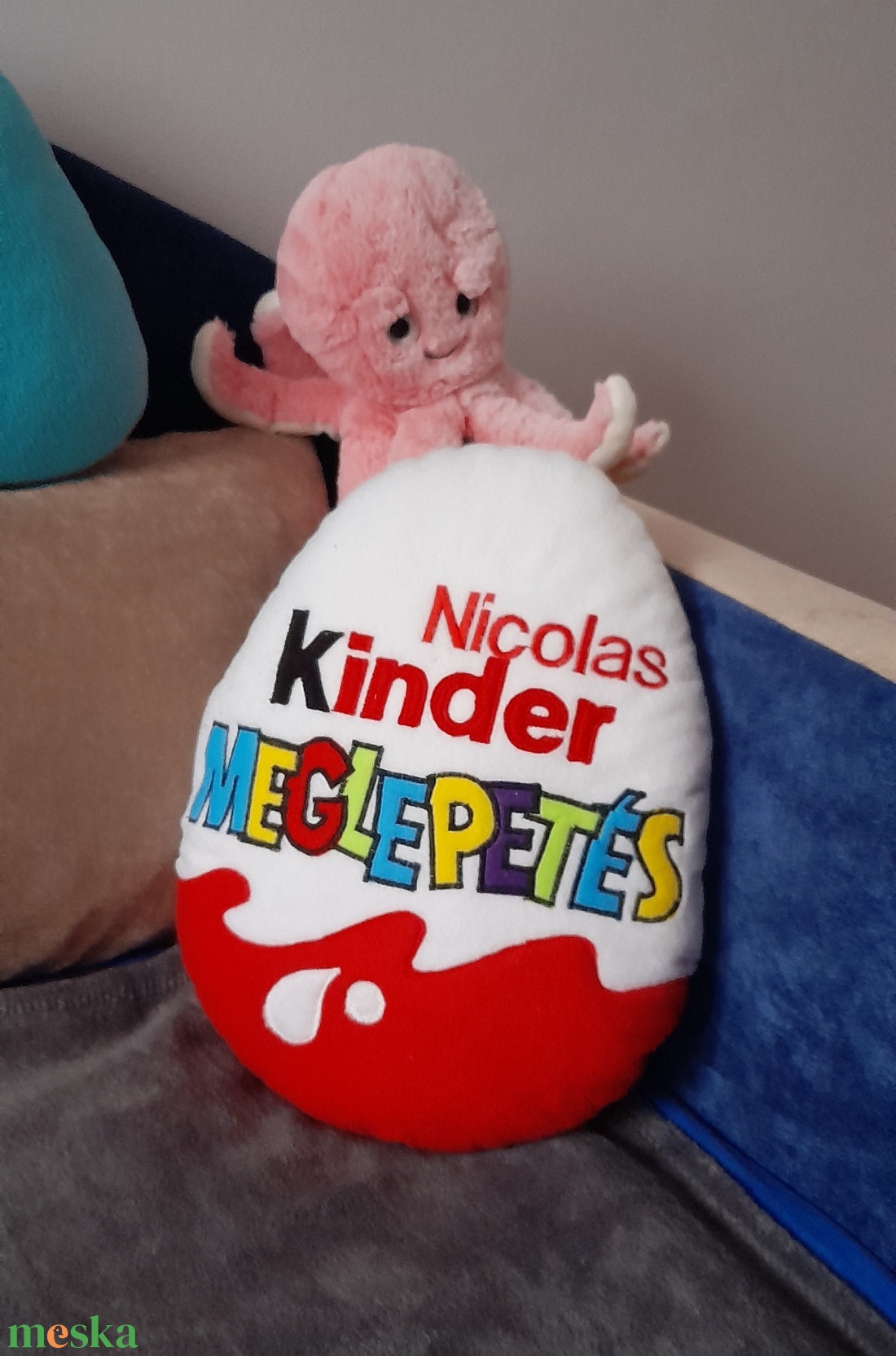 Kinder tojás alakú párna fiúknak - otthon & életmód - babaszoba, gyerekszoba - gyerek díszpárna - Meska.hu Kinder tojás alakú párna fiúknak - otthon & életmód - babaszoba, gyerekszoba - gyerek díszpárna - Meska.hu