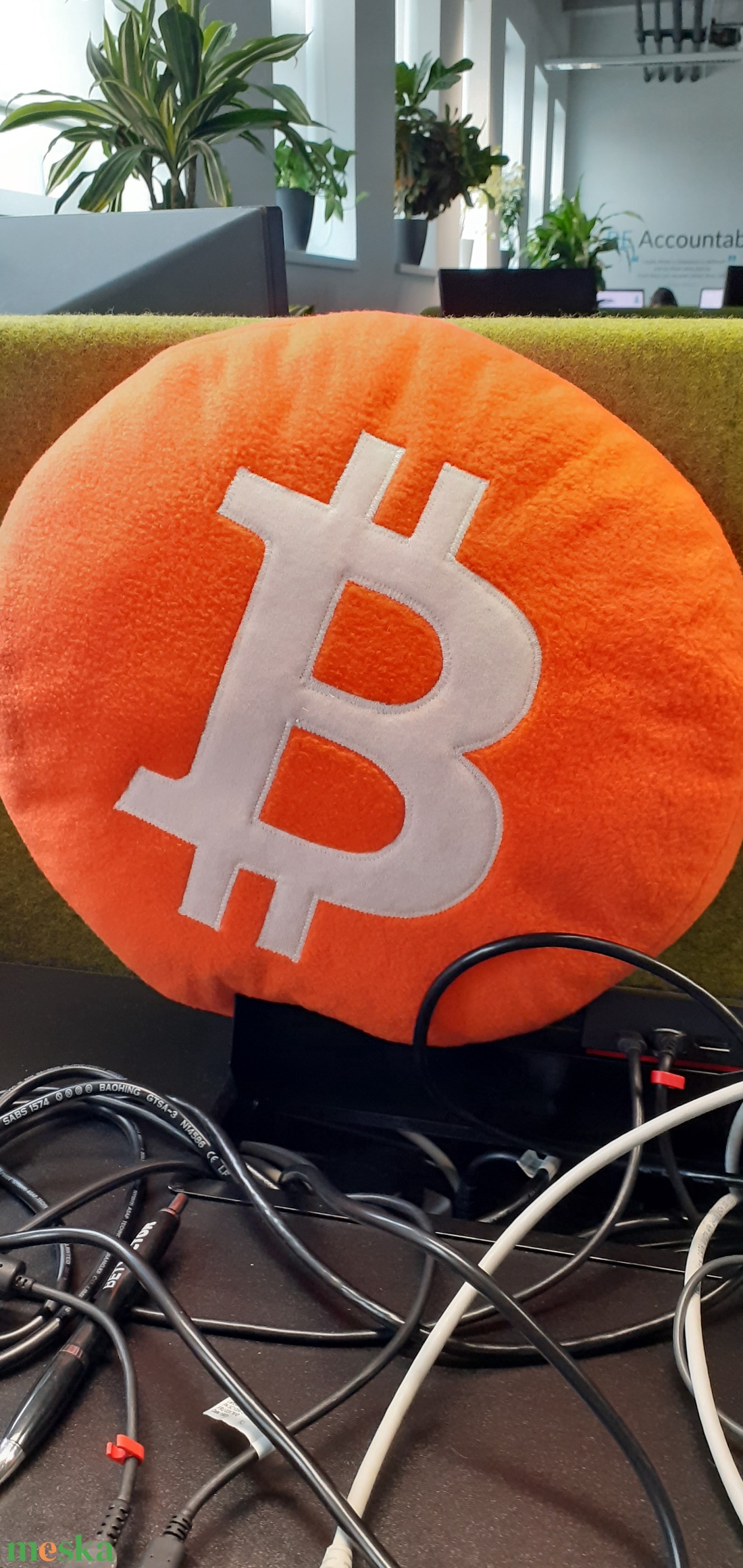 Bitcoin párna - otthon & életmód - lakástextil - párna & párnahuzat - Meska.hu