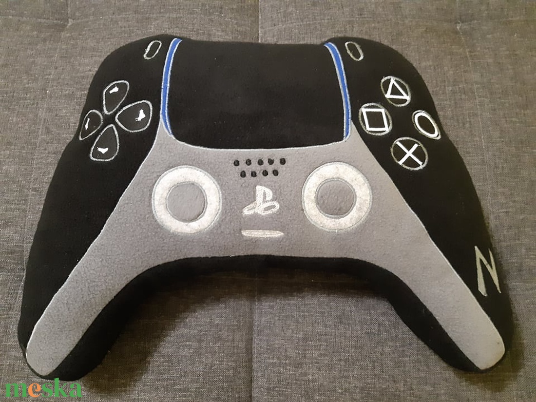 Playstation kontroller - otthon & életmód - lakástextil - párna & párnahuzat - Meska.hu Playstation kontroller - otthon & életmód - lakástextil - párna & párnahuzat - Meska.hu