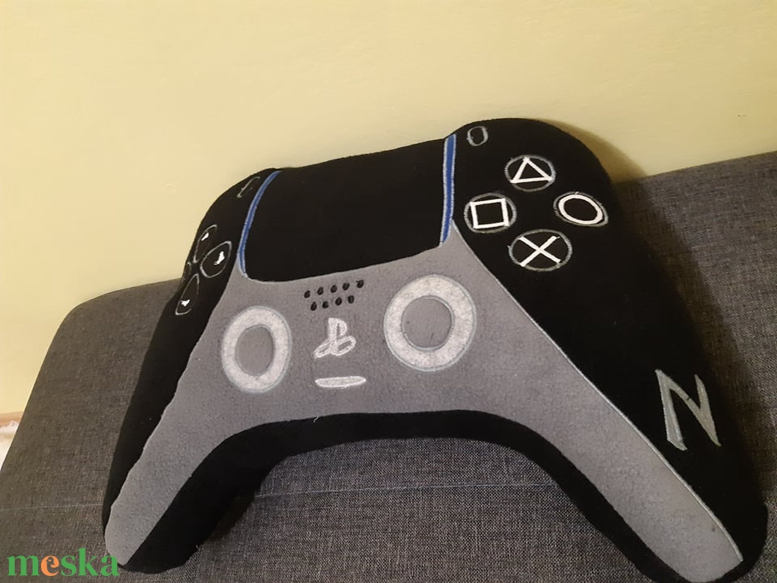 Playstation kontroller - otthon & életmód - lakástextil - párna & párnahuzat - Meska.hu Playstation kontroller - otthon & életmód - lakástextil - párna & párnahuzat - Meska.hu
