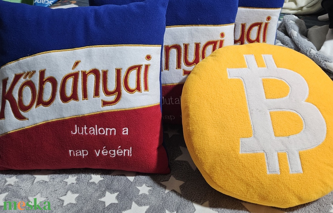 Kőbnyai prna Jutalom a nap végén felirattal - otthon & életmód - lakástextil - párna & párnahuzat - díszpárna (belsővel együtt) - Meska.hu